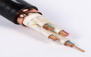 What are the structure and performance characteristics of inorganic insulated fireproof cables?