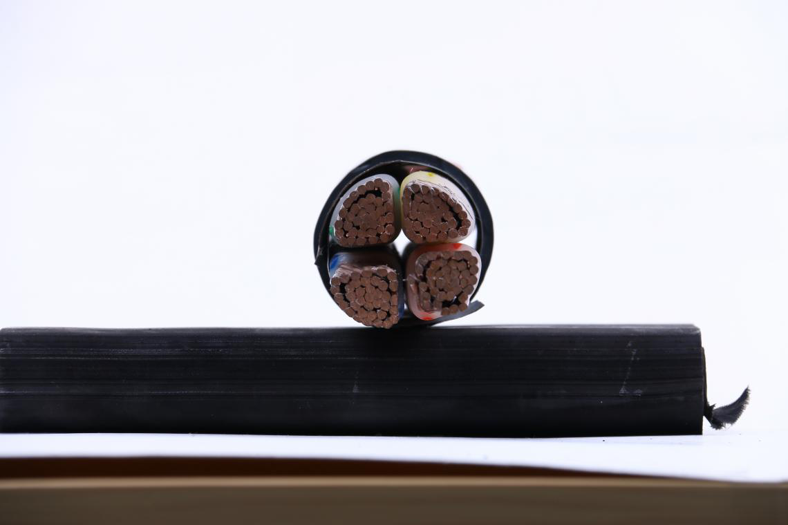 power cable.png