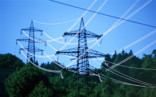 Advantages and disadvantages of high voltage insulated overhead lines of 10kV and below