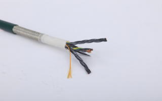 Control cable and its metal shield