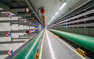 What is the pulling equipment for underground cable installation?